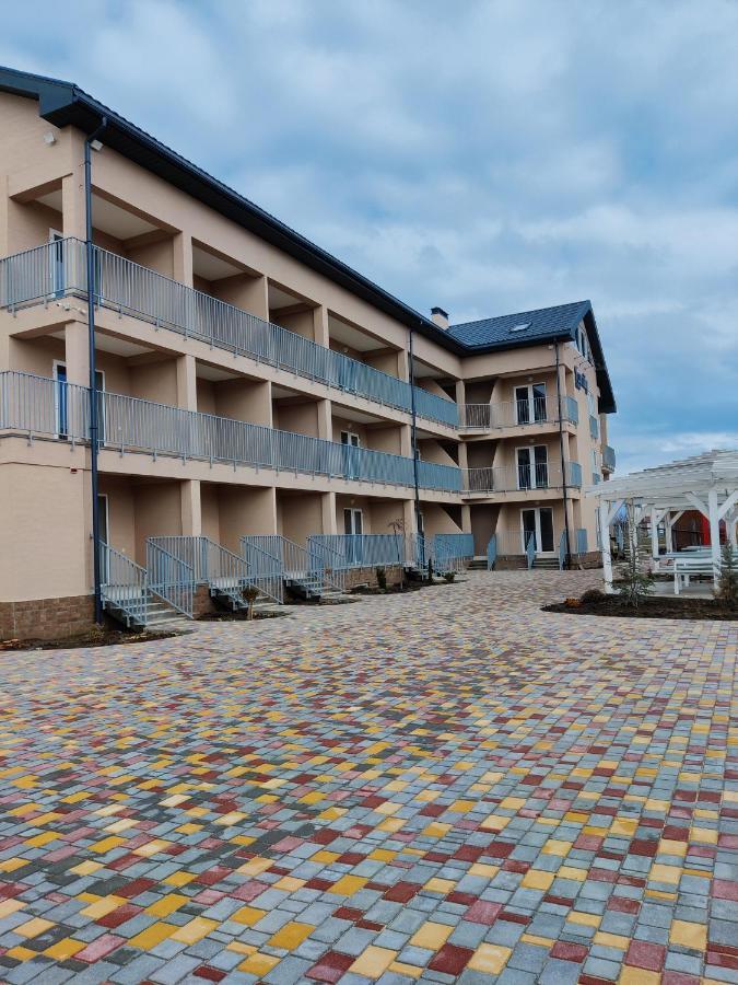 Family Hotel Hrybivka Eksteriør billede